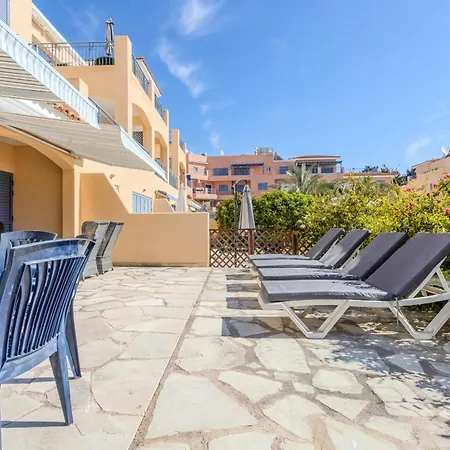 Appartamento H&o Limnaria Elegance Pool View Paphos