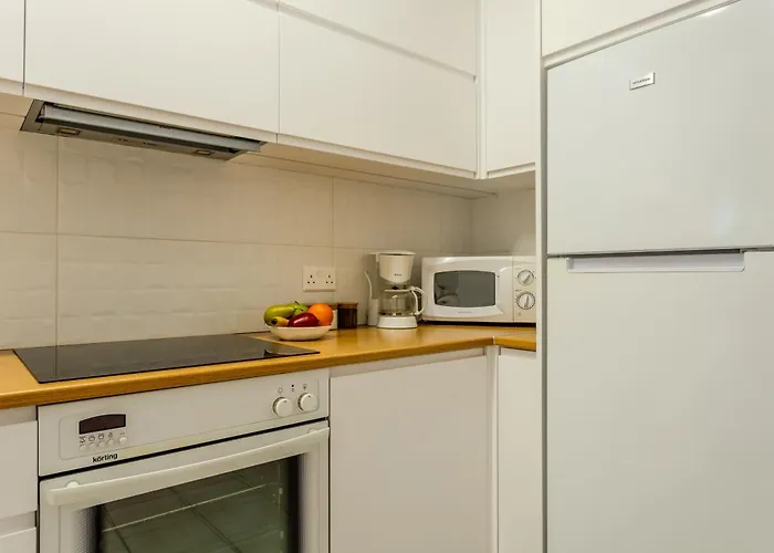 H&o Limnaria Elegance Pool View Apartment