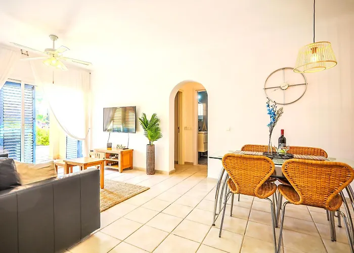 Apartment H&o Limnaria Elegance Pool View Paphos