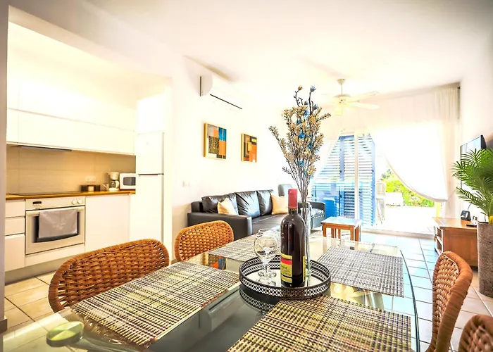 H&o Limnaria Elegance Pool View *