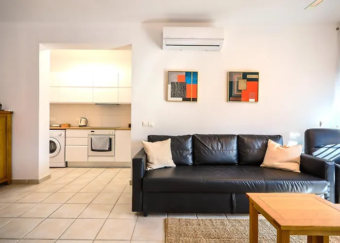 H&o Limnaria Elegance Pool View