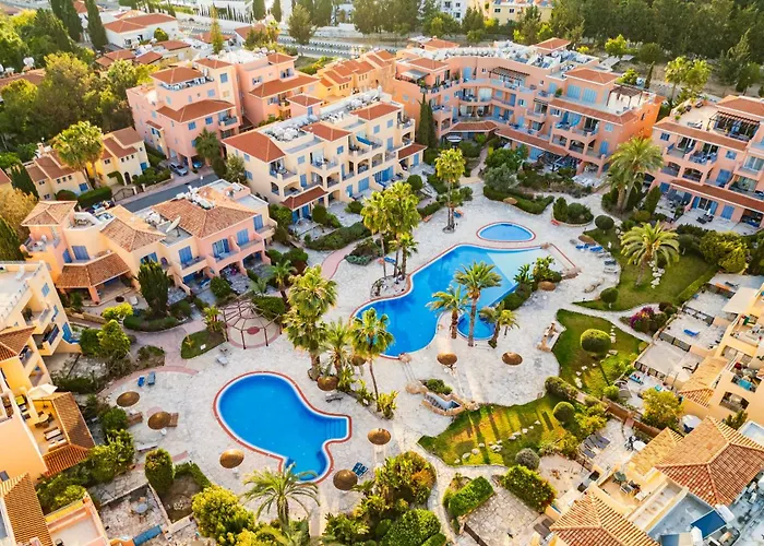 H&o Limnaria Elegance Pool View Lejlighed Paphos