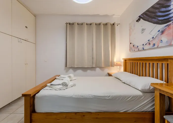 H&o Limnaria Elegance Pool View 파포스