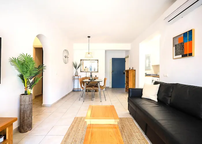 H&o Limnaria Elegance Pool View 아파트