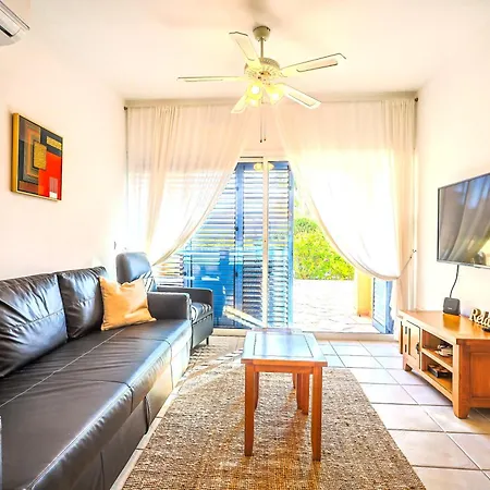 H&o Limnaria Elegance Pool View Apartment *